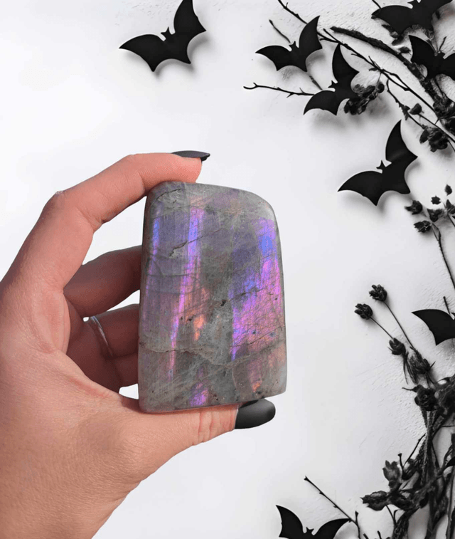 Labradorite violette