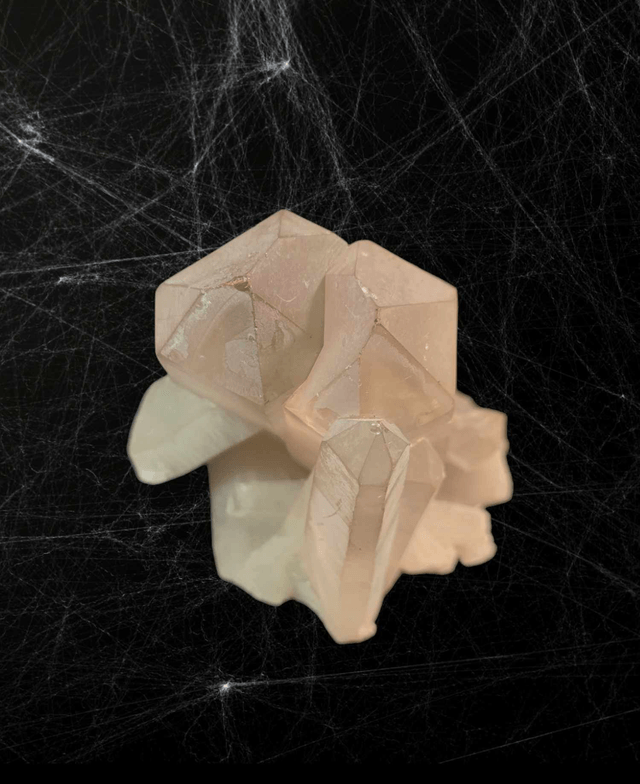 Quartz opaque